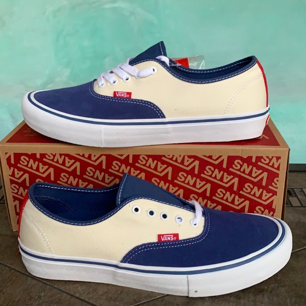 VANS AUTHENTIC PRO STV NAVY/CLASSIC WHITE WMNS